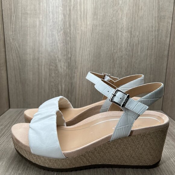 Vionic Aileen Backstrap Platform Wedge Sandals Size 11M Slingback Leather White - Picture 2 of 13